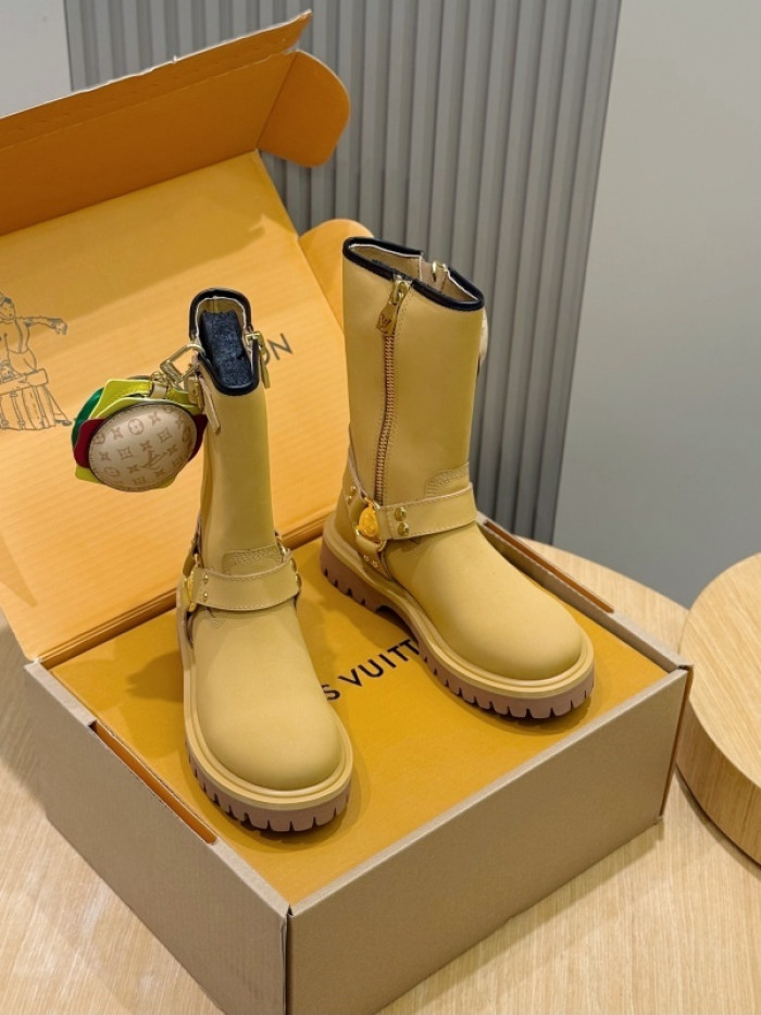 LV BOOTS L000069