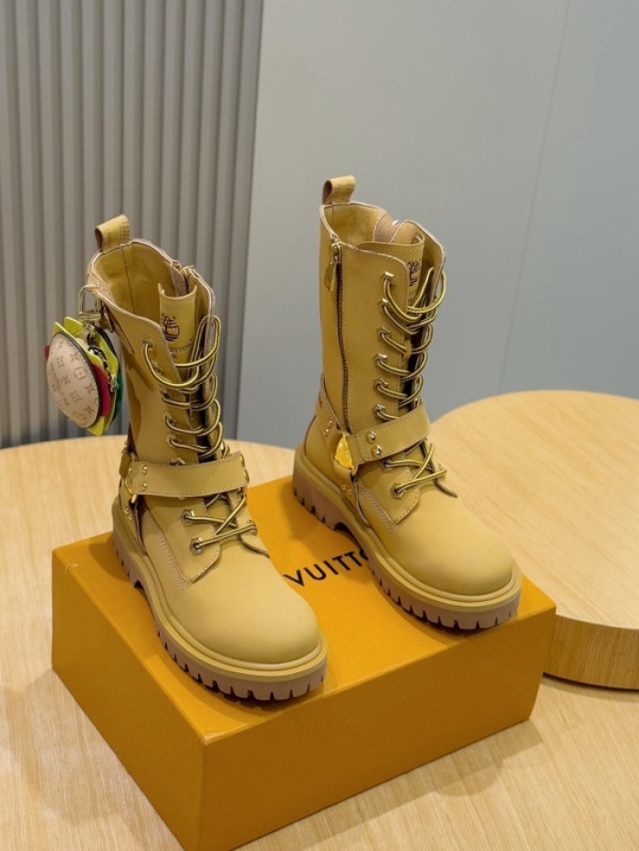 LV BOOTS L000073