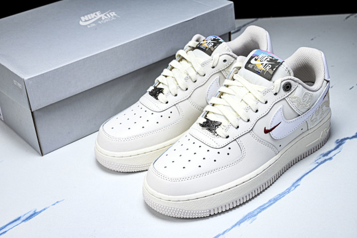 Nike Air Force 1 Low 