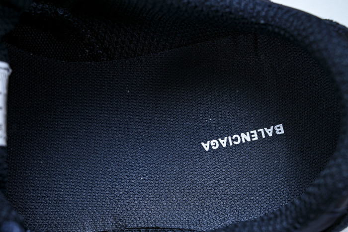 Ba1en*iaga monday ultra