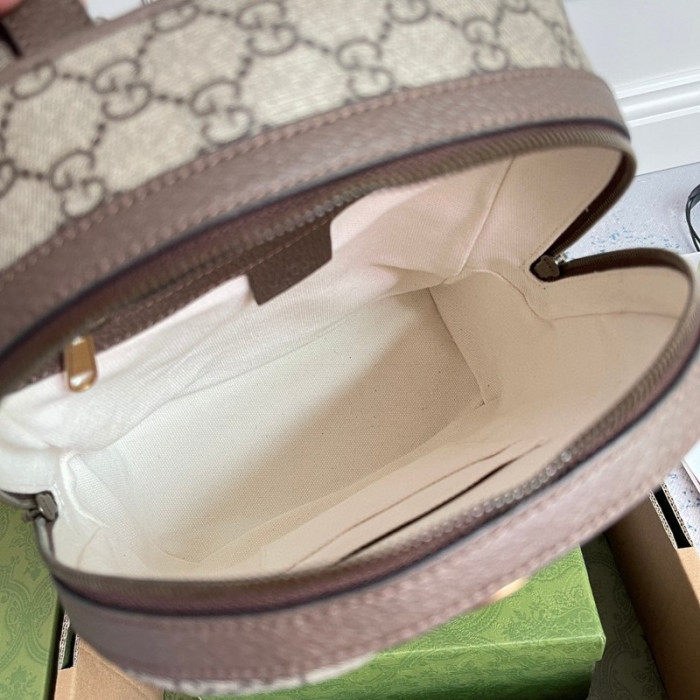 G*u*i bag u-010