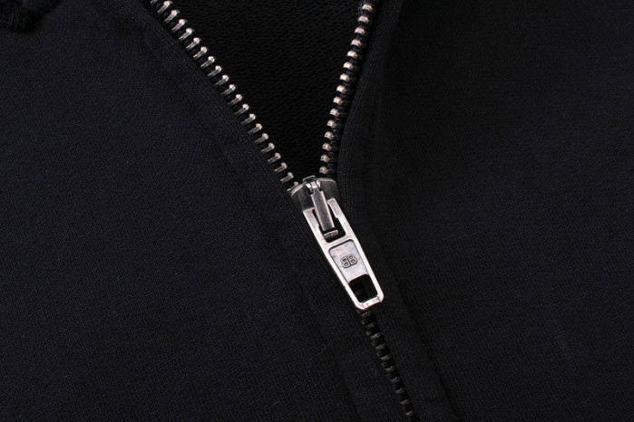 Balenciag**a CLOTHES BAC00010