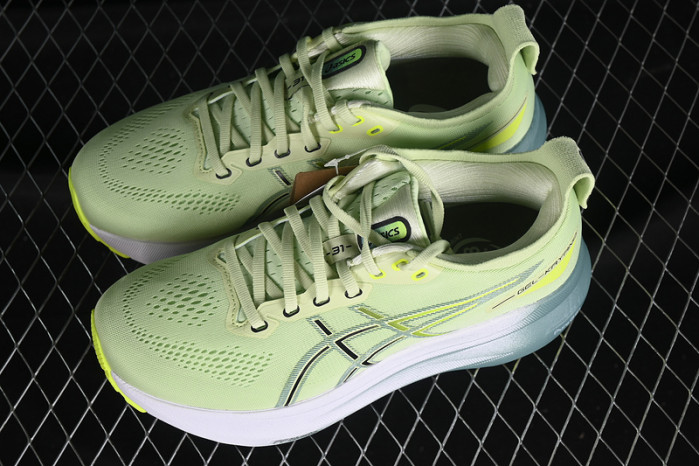 As*ic*s gel kayano 31