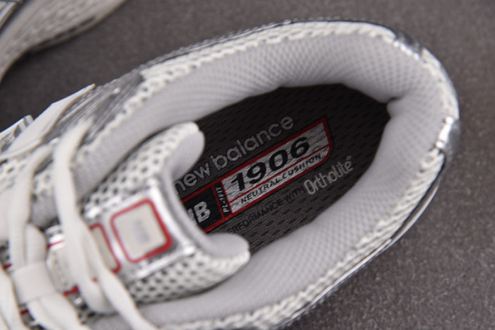 New Balance 1906R