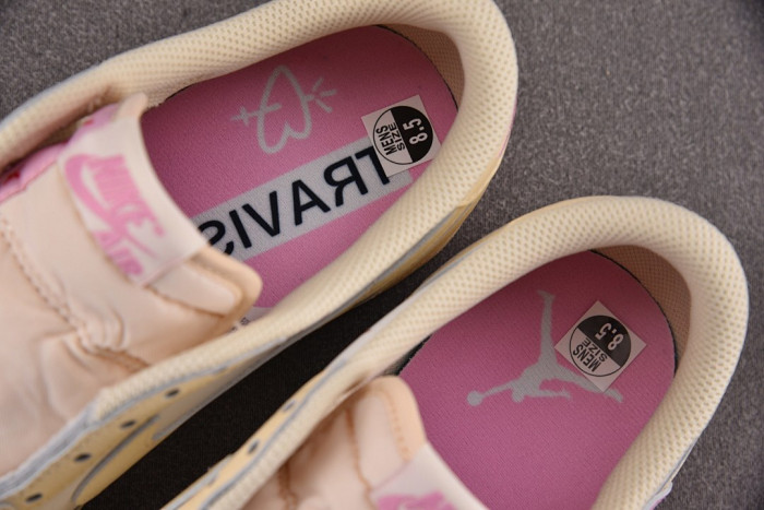 Travis Scott x Air Jordan 1 Low OG 