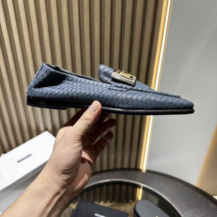 DG SNEAKER