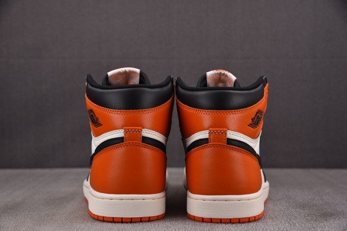 AIR JORDAN 1 Retro High OG