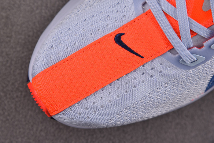 NIKE Pegasus Plus