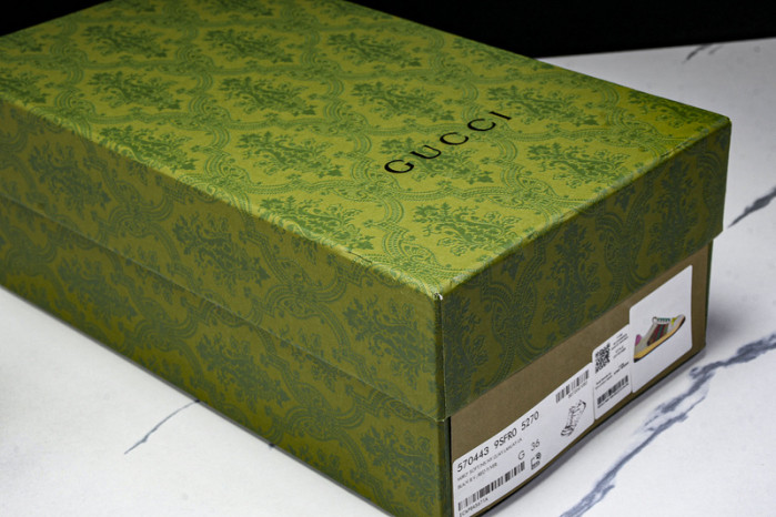 G*u*i sneaker