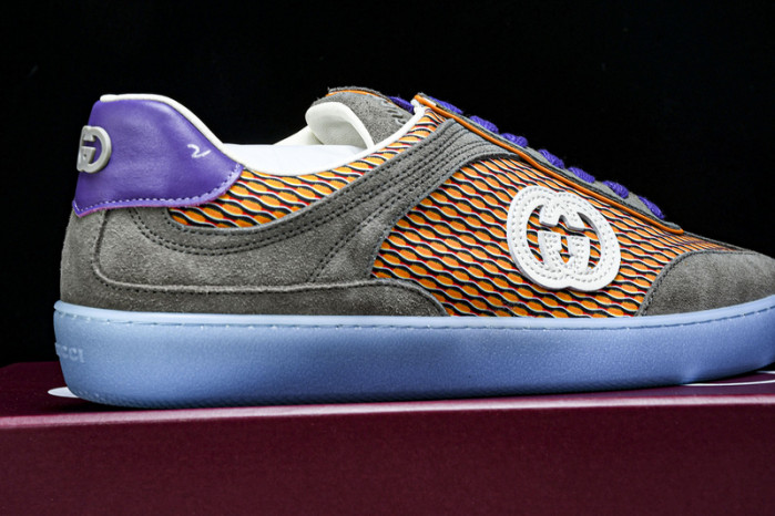 G*u*i sneaker
