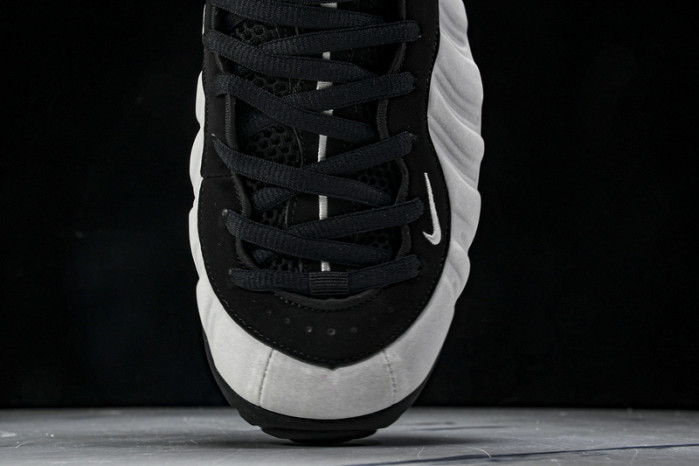 NIKE Air Foamposite Pro