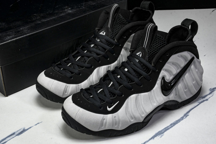 NIKE Air Foamposite Pro
