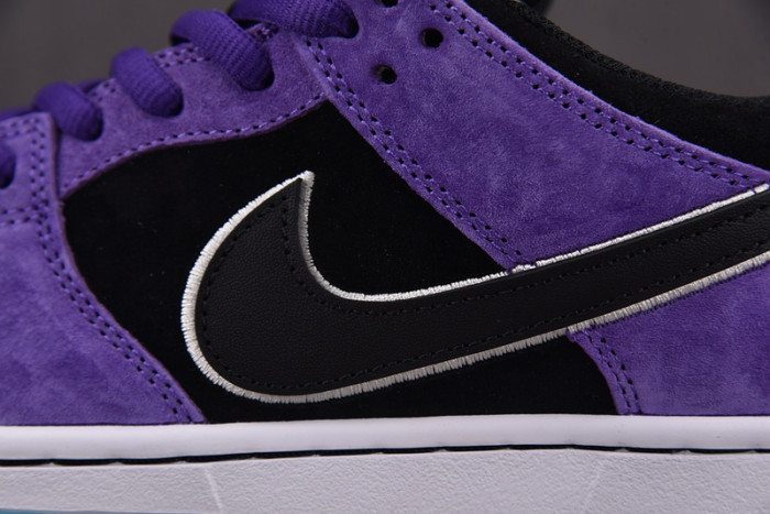 Hayley Wilson x NIKE Dunk Low SB