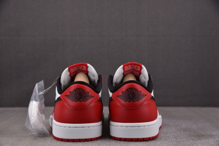 Air Jordan 1 Retro Low OG