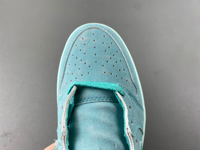 Air Jordan 1 Retro Low OG