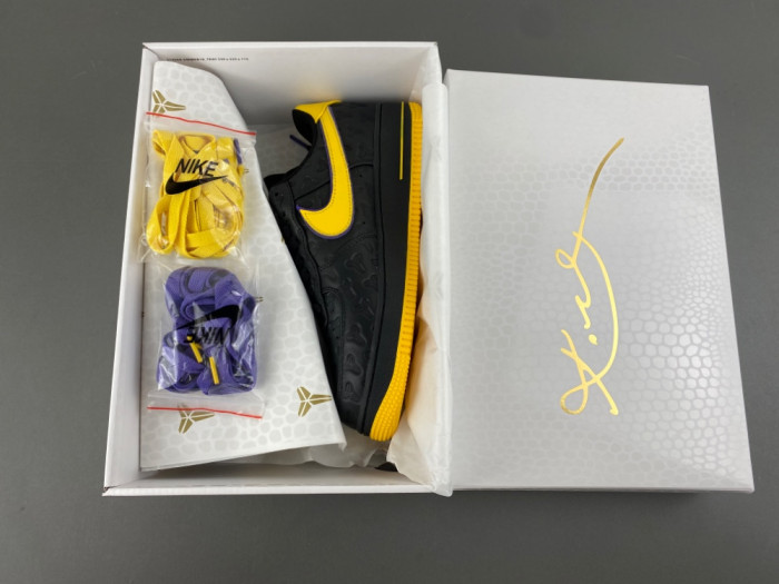 NIKE Kobe Bryant x Air Force 1 Low