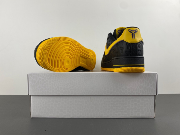 NIKE Kobe Bryant x Air Force 1 Low