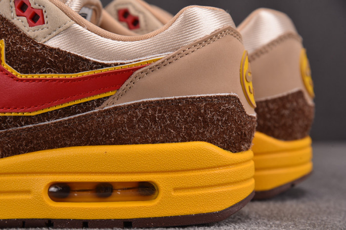 NIKE Air Max 1