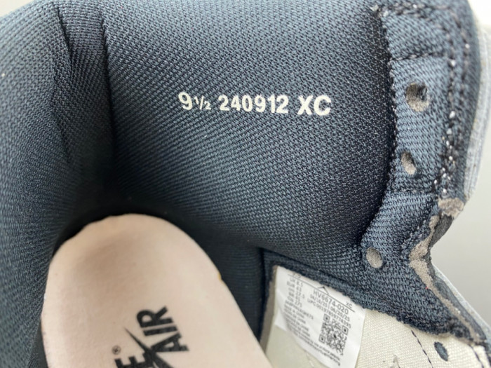 AIR JORDAN 1 Retro High