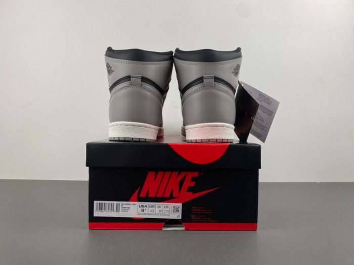 AIR JORDAN 1 Retro High