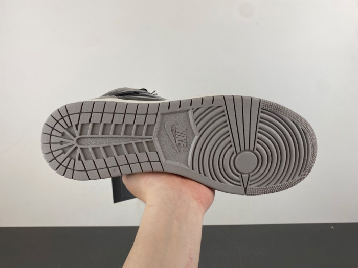 AIR JORDAN 1 Retro High