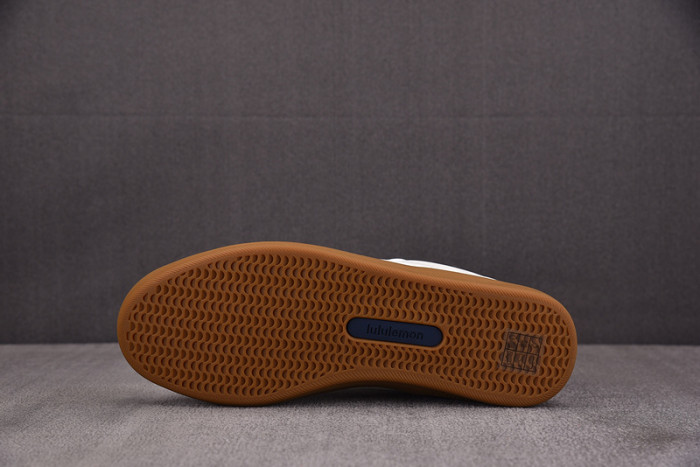Lulul3mon sneaker