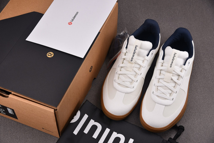 Lulul3mon sneaker