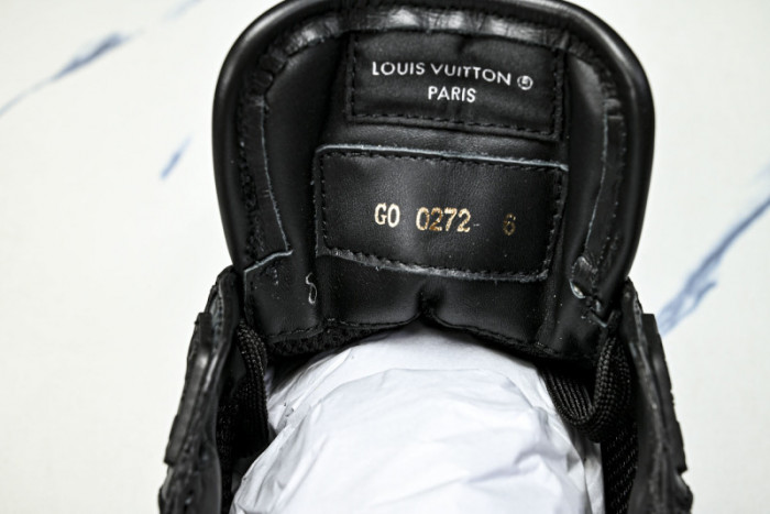 LV SHOES