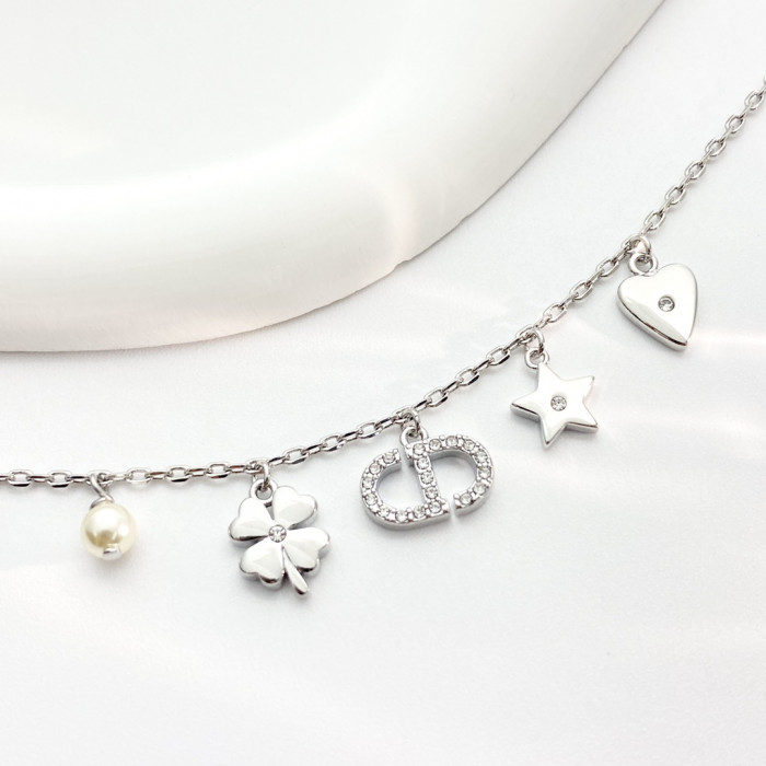 l0vis Vvtt0n lvbl0003