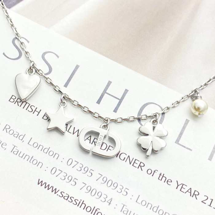 l0vis Vvtt0n lvbl0003