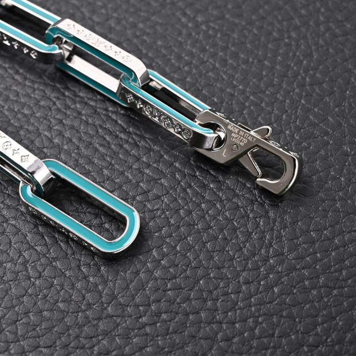 l0vis Vvtt0n lvbl0004