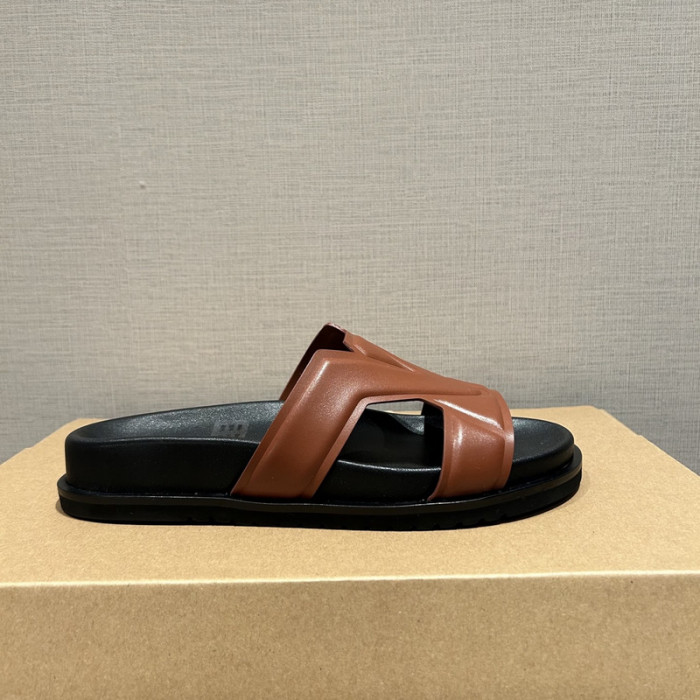 L&V SANDAL LVSD260