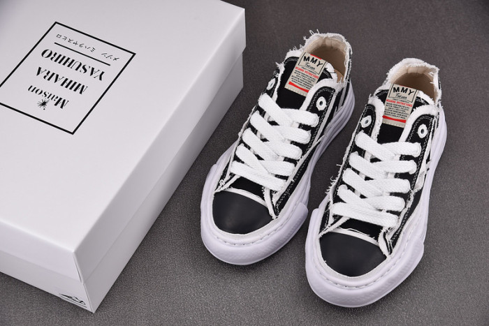 Ma*s*n mihara yasuhiro sneaker