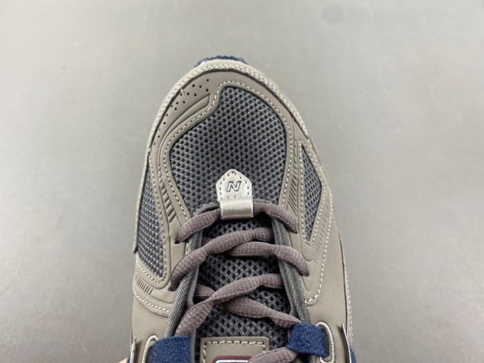New Balance 1906R