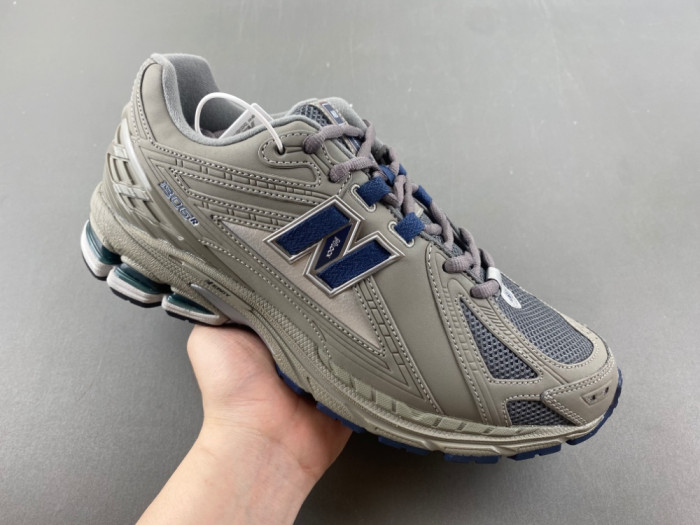 New Balance 1906R