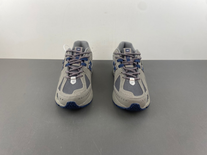 New Balance 1906R