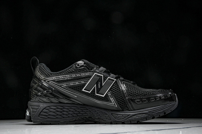 New Balance 1906R