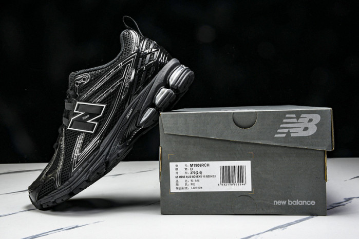 New Balance 1906R