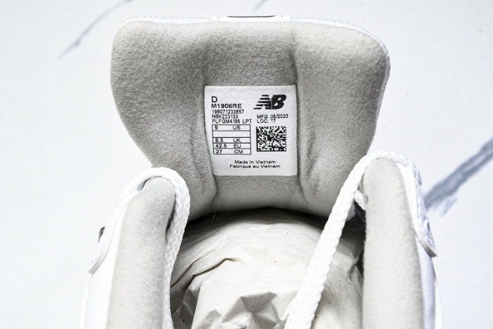 New Balance 1906R