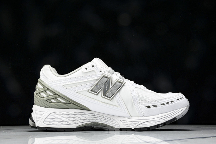 New Balance 1906R