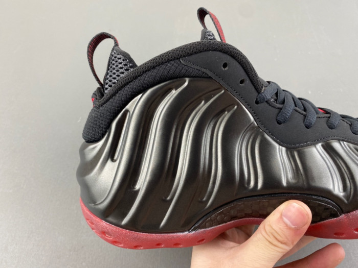 NIKE Air Foamposite One