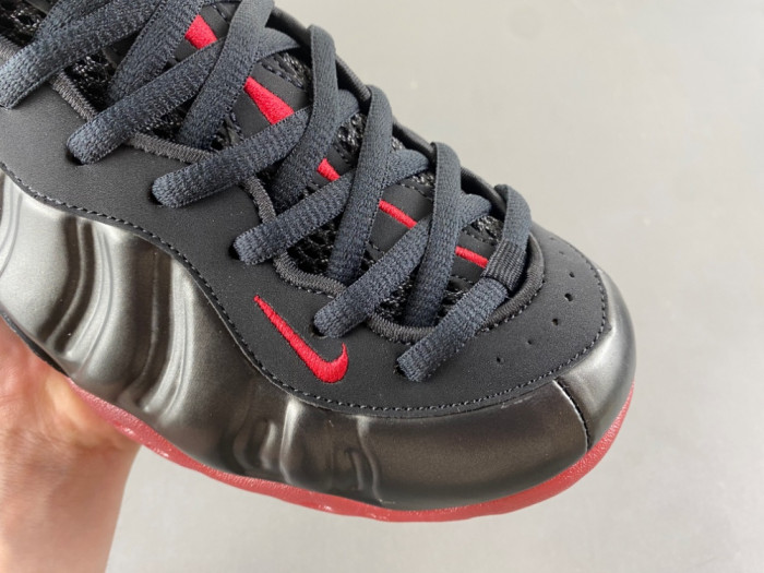 NIKE Air Foamposite One