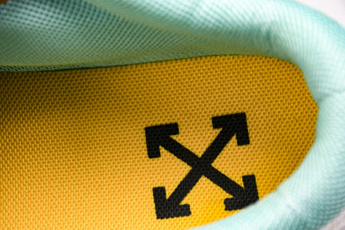 OFW C/O ODSY-1000 Sneakers ODSY10025