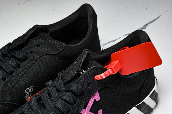 OFW Sneakers OW10033