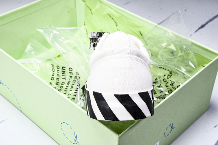 OFW Sneakers OW10035