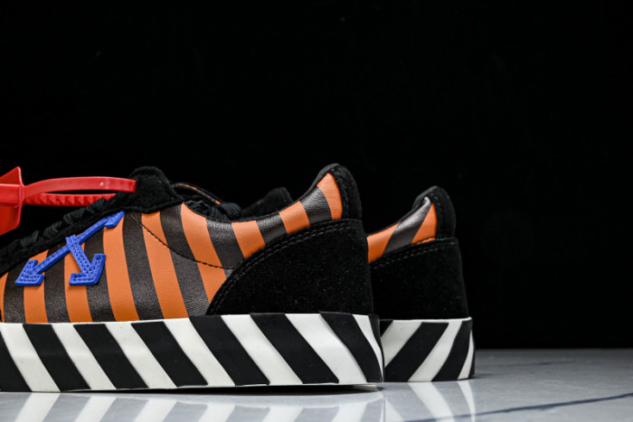 OFW Sneakers OW10039