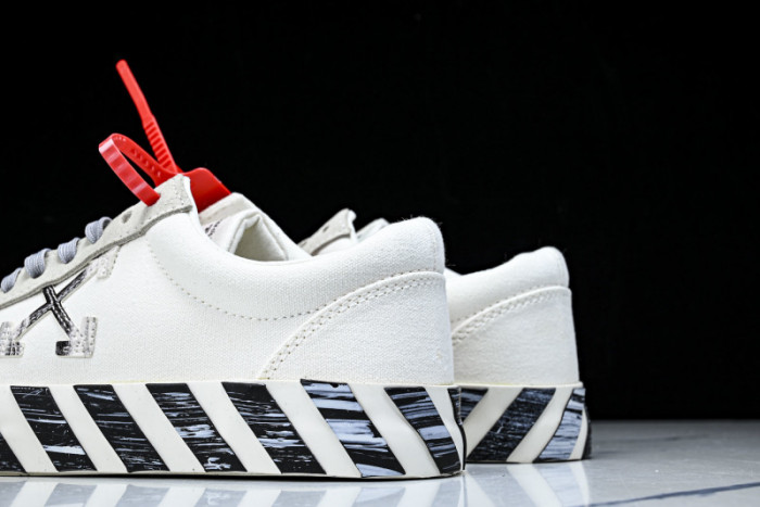 OFW Sneakers OW10040