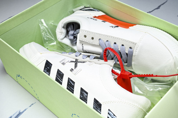 OFW Sneakers OW10040