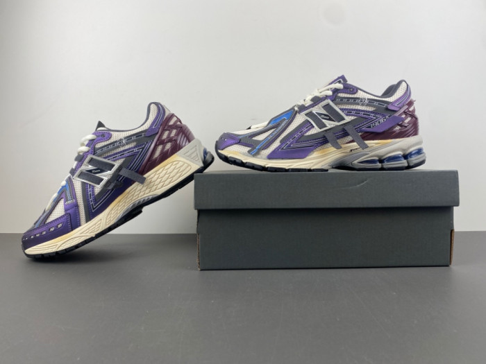 New Balance 1906A