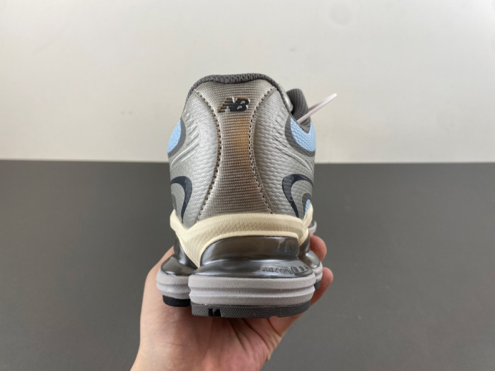 New Balance ABZORB 2000